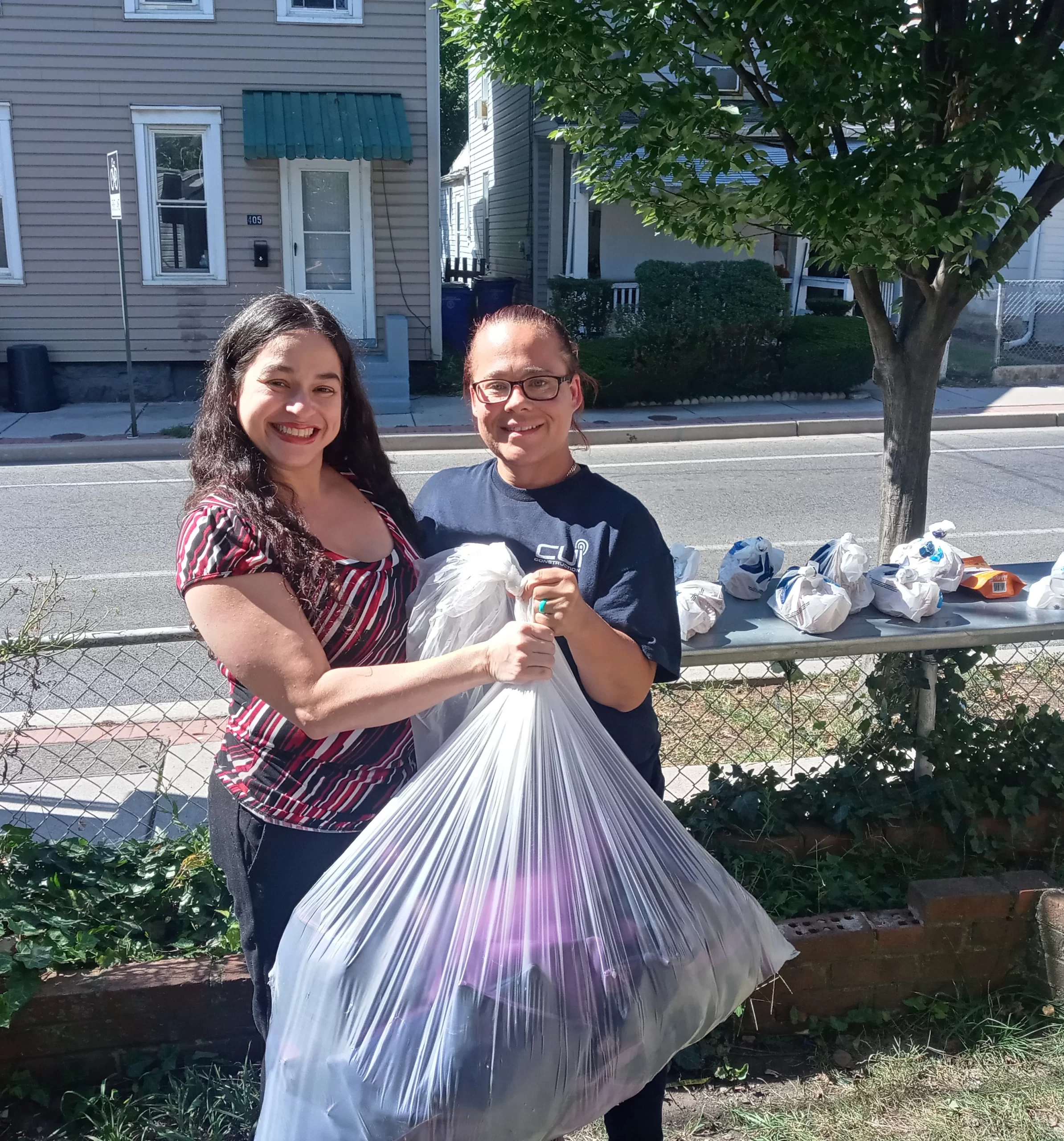 Veterans Volunteering with Cibus Mission